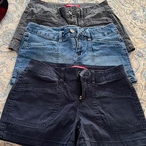 Bundle of unionbay low rise twill shorts